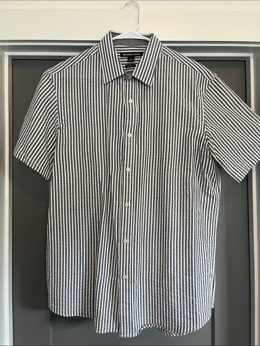 Michael Kors Men’s Short-Sleeve Textured Gray & White Stripe Button-Up Shirt